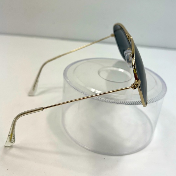 STEVE MADDEN GREY AVIATION WITH GREY TINTED LENSES, HOLD METAL FRAME - Picture 4 of 12